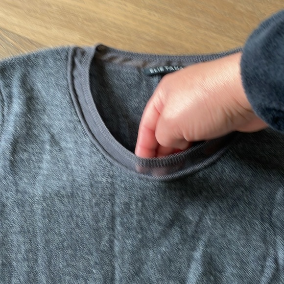 Elie Tahari 100% Merino Wool Long Sleeve Sweater Size Large - Picture 10 of 12